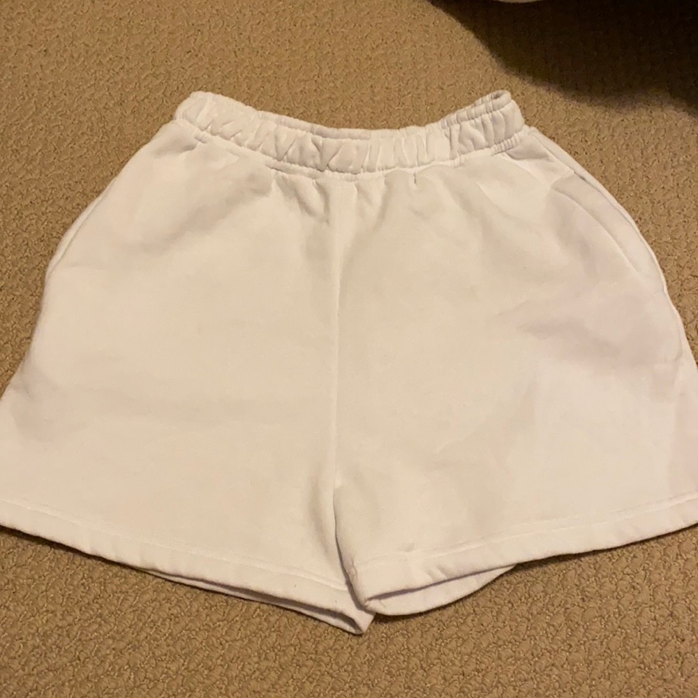 pretty little thing sweat shorts